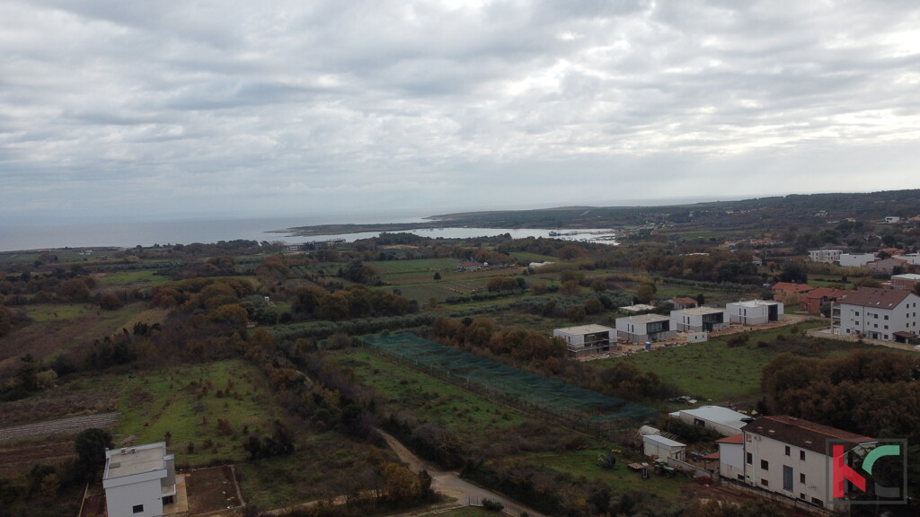 Image 6230722 - 7