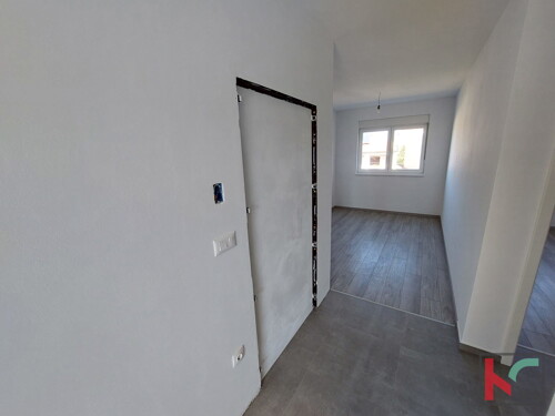 Thumbnail 6230733 - 9