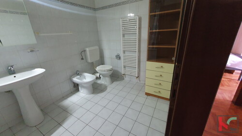 Thumbnail 6230735 - 8