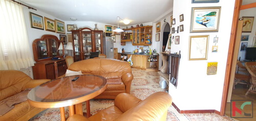 Thumbnail 6230737 - 3