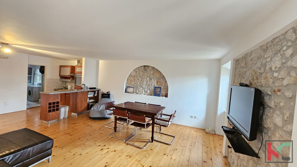 Image 6230760 - 6