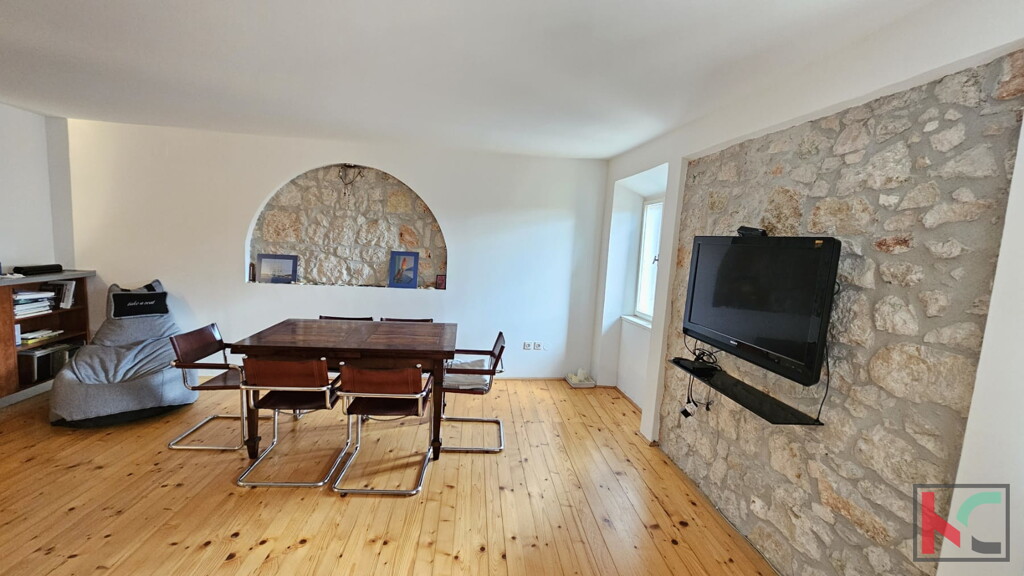 Image 6230760 - 9