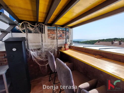 Thumbnail 6230761 - 13