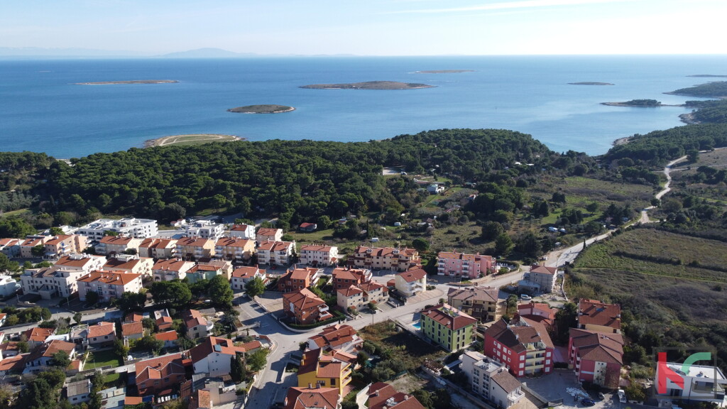 Image 6230771 - 3