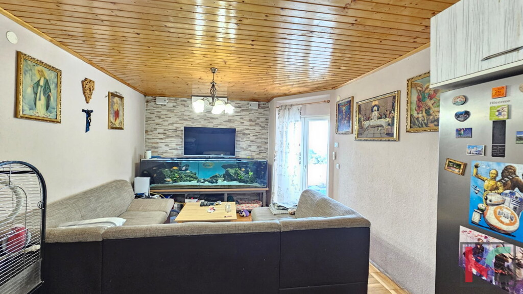 Image 6230781 - 1
