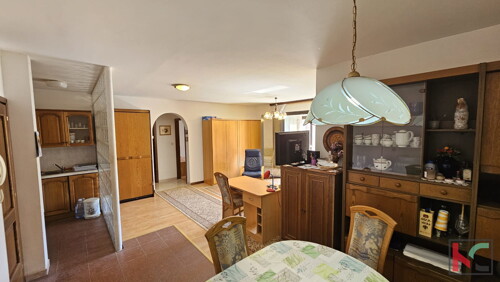 Thumbnail 6230795 - 9