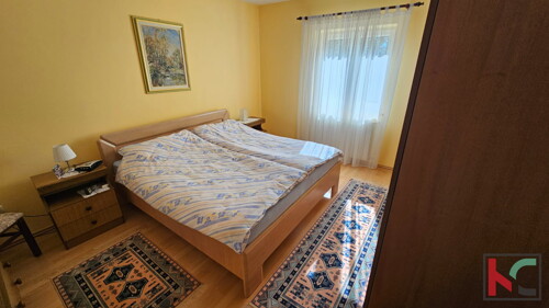 Thumbnail 6230838 - 5