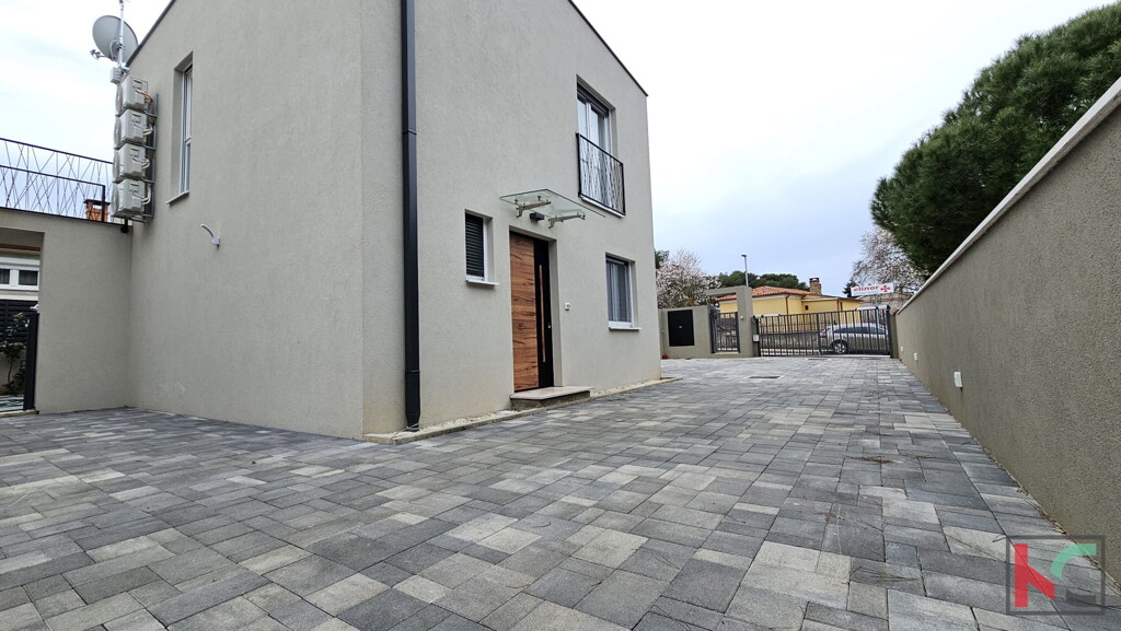 Image 6230839 - 4