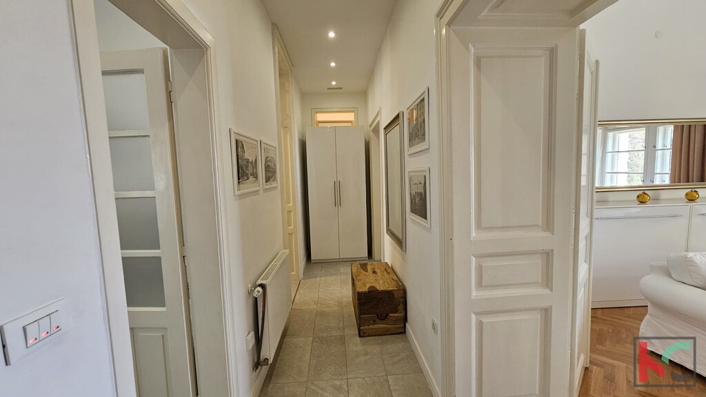 Image 6230841 - 9