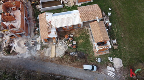 Thumbnail 6230846 - 5