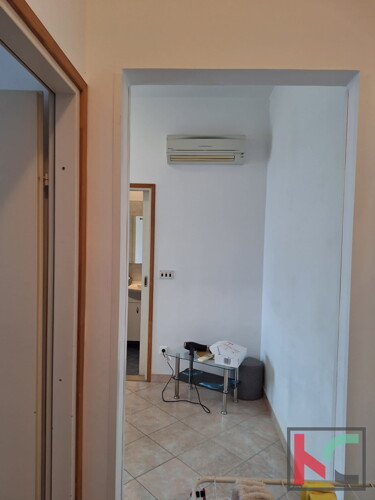Thumbnail 6230873 - 3