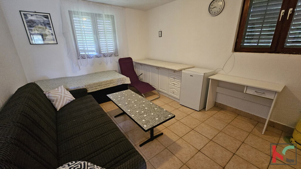 Image 6230877 - 8
