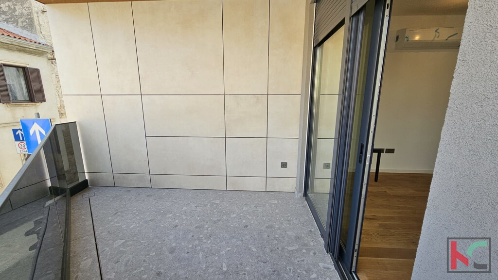 Image 6230889 - 3