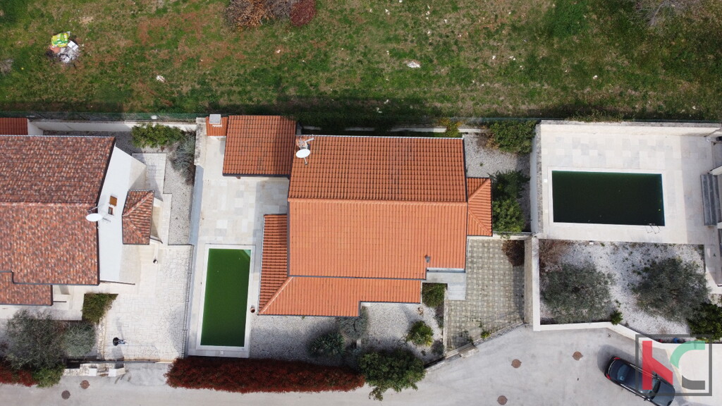 Image 6230899 - 25