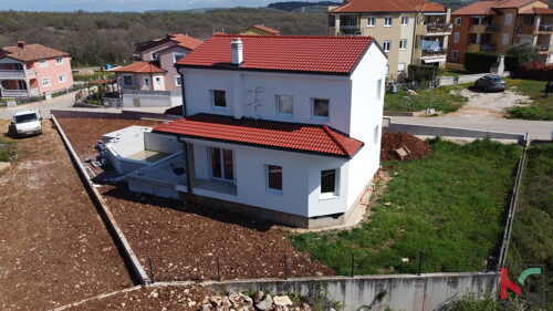 Thumbnail 6230905 - 7