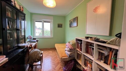 Thumbnail 6230918 - 5