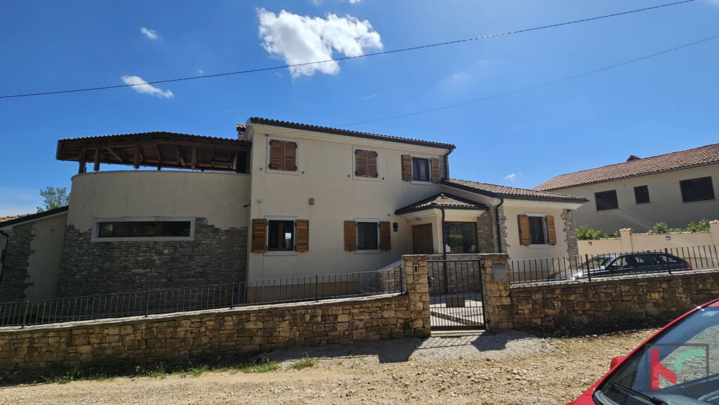 Image 6230939 - 9