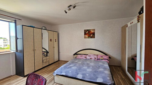 Thumbnail 6230941 - 7