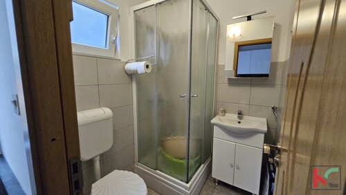 Thumbnail 6230953 - 7