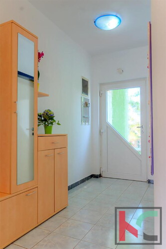 Thumbnail 6230957 - 7