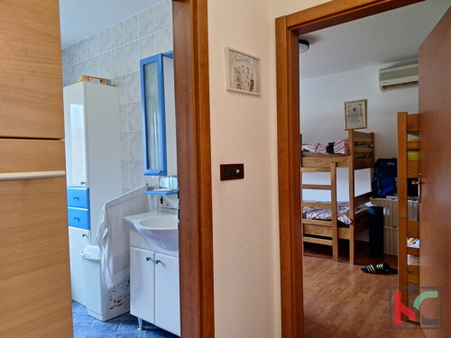 Thumbnail 6230967 - 6