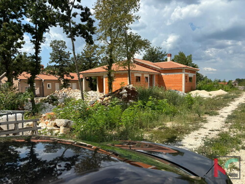 Thumbnail 6230993 - 5