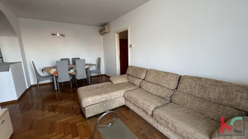 Thumbnail 6230995 - 4