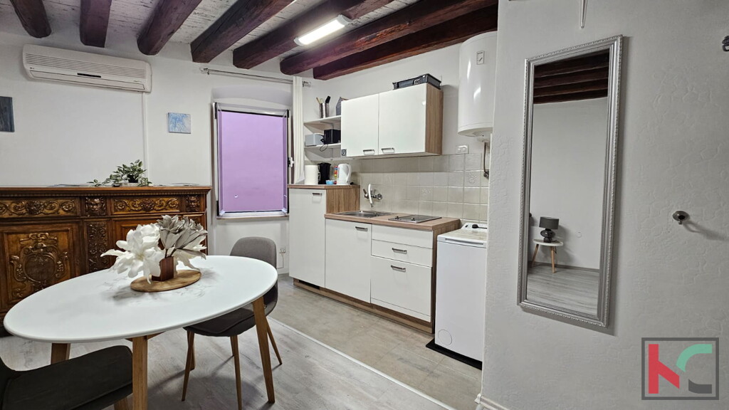 Image 6230999 - 4