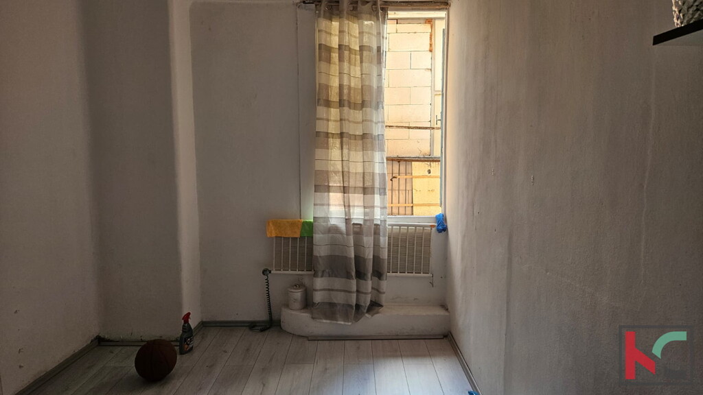 Image 6231002 - 7