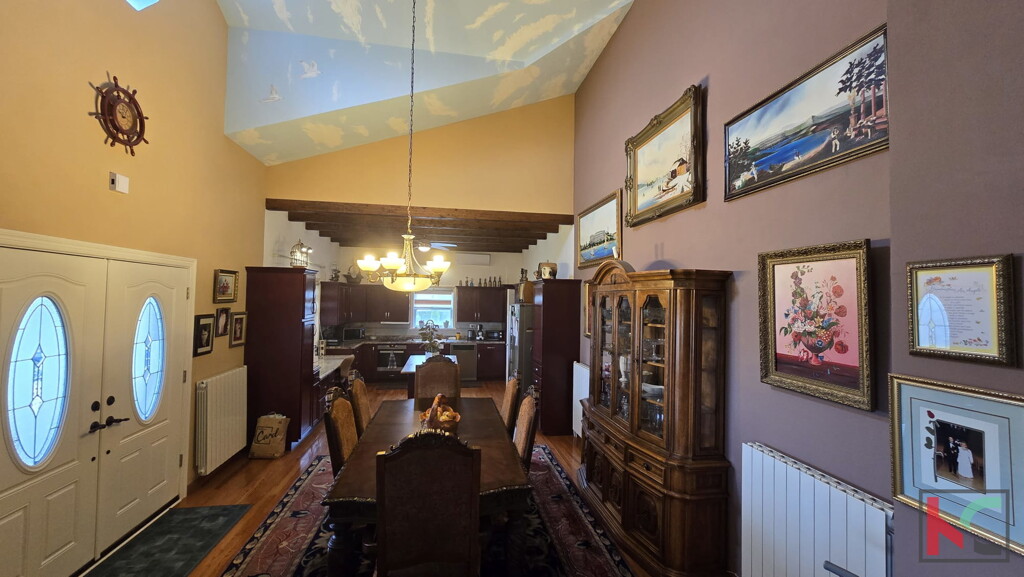 Image 6231026 - 10
