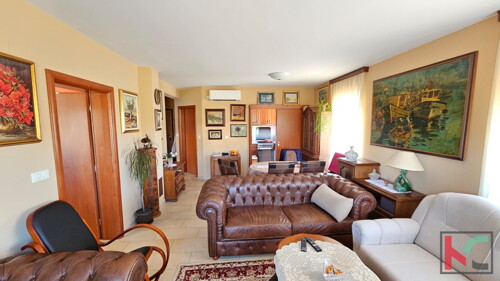 Thumbnail 6231045 - 1