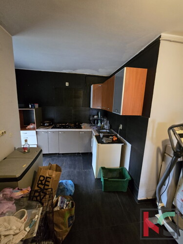 Thumbnail 6231051 - 9