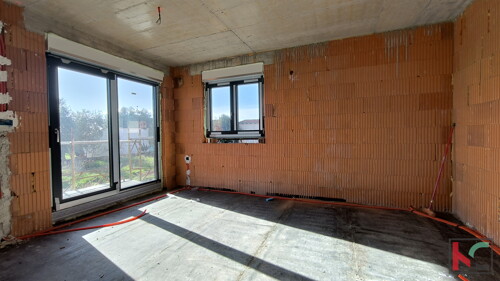 Thumbnail 6231071 - 6