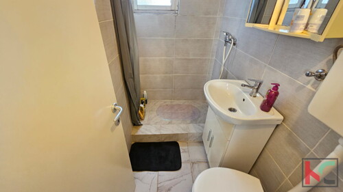 Thumbnail 6231079 - 11