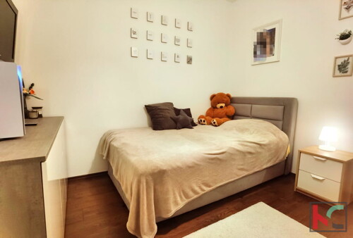 Thumbnail 6231097 - 9