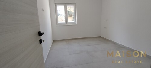 Thumbnail 6231244 - 7