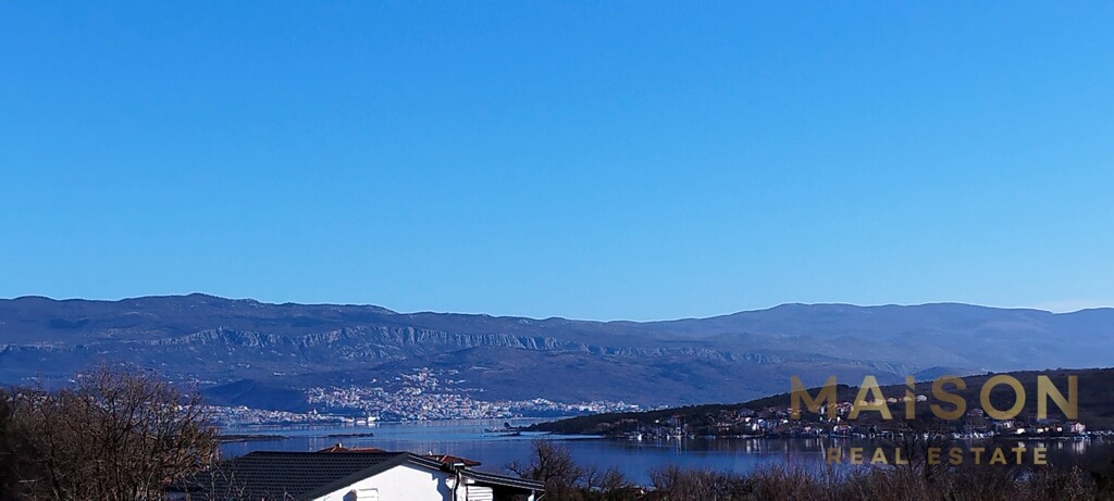 Image 6231245 - 12