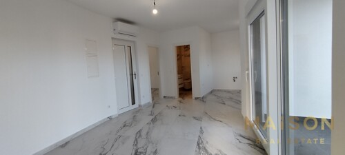 Thumbnail 6231247 - 4