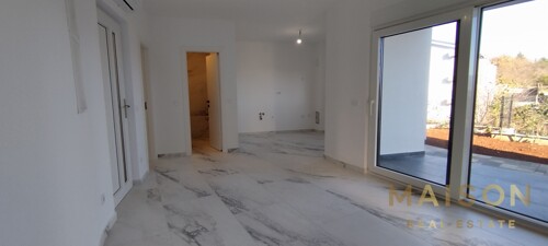 Thumbnail 6231247 - 3