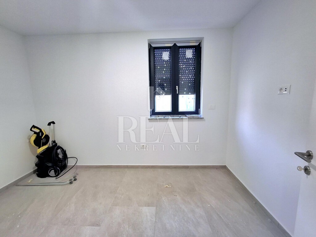 Image 6231816 - 5