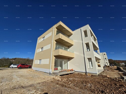 Thumbnail 6231841 - 3
