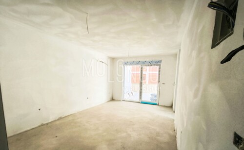 Thumbnail 6232043 - 6