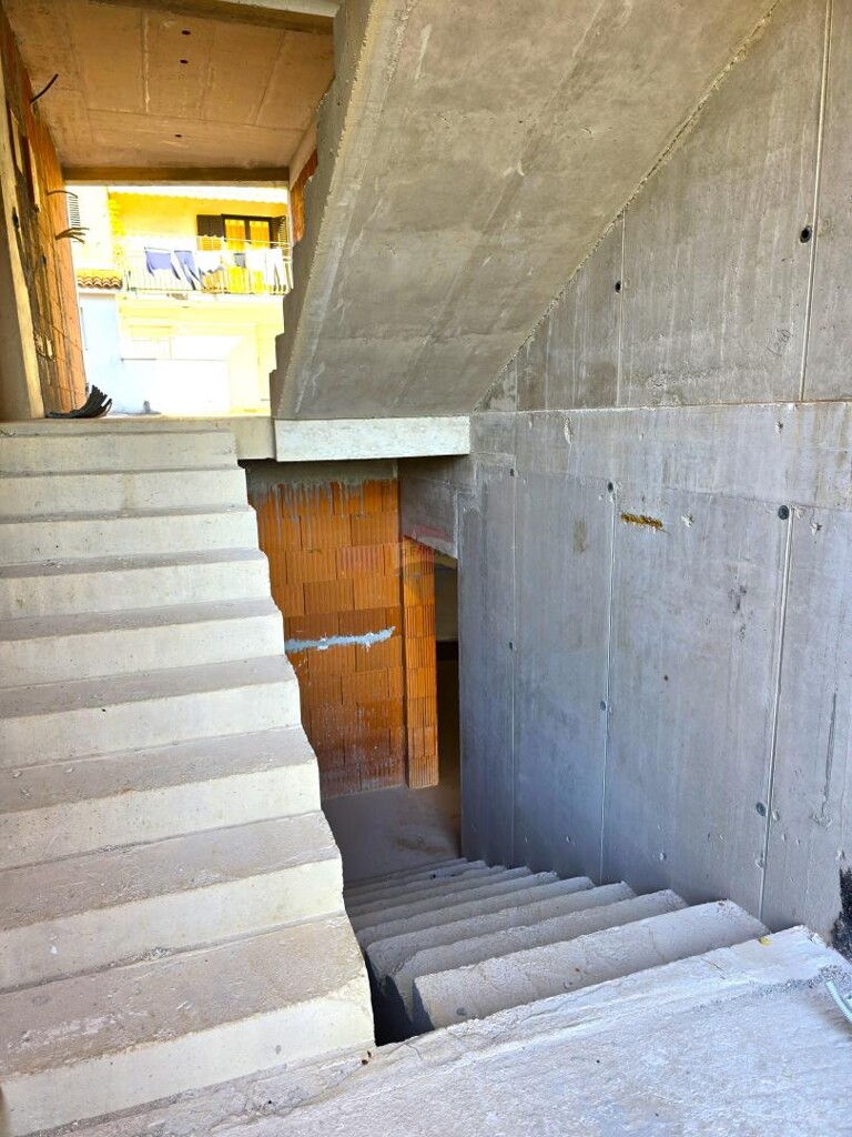 Image 6232104 - 13