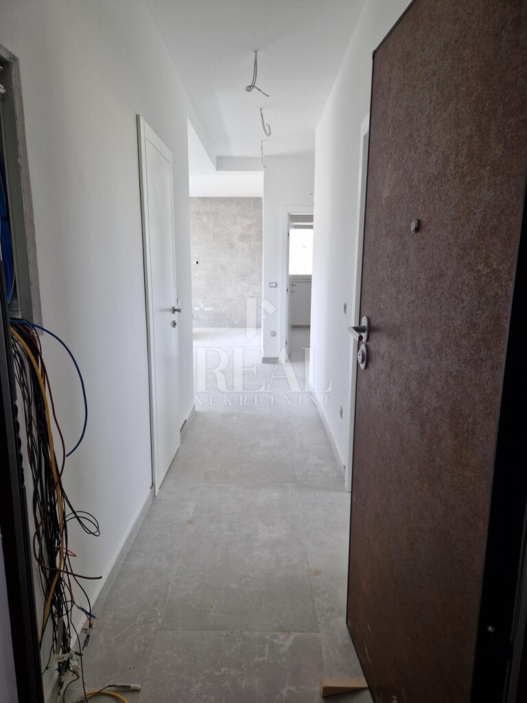 Image 6232394 - 8