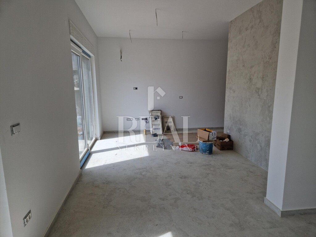 Image 6232396 - 3