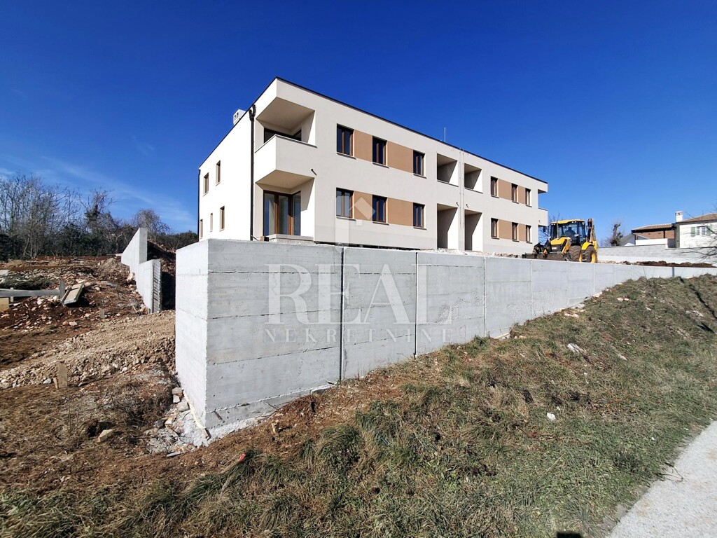 Image 6232633 - 1