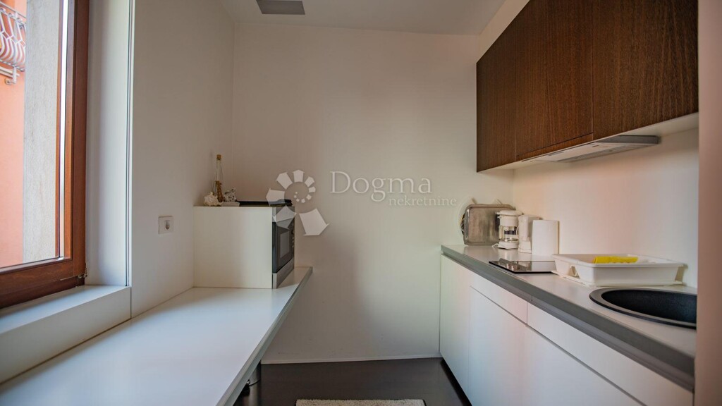Image 6233004 - 7