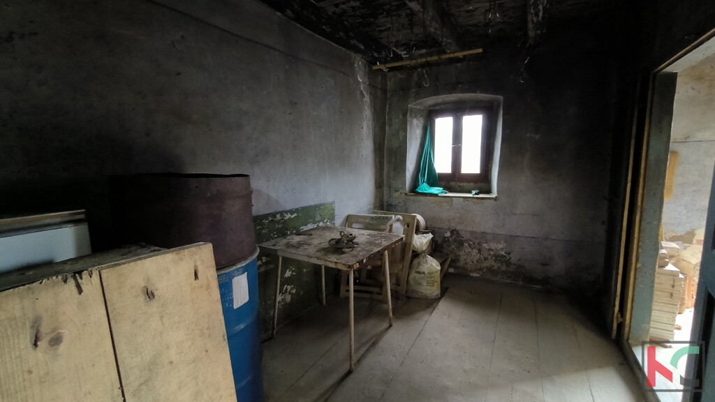 Image 6233040 - 6