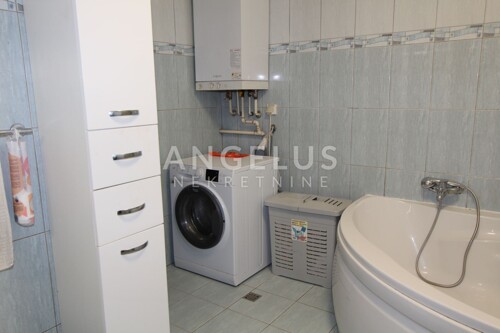 Thumbnail 6233162 - 5