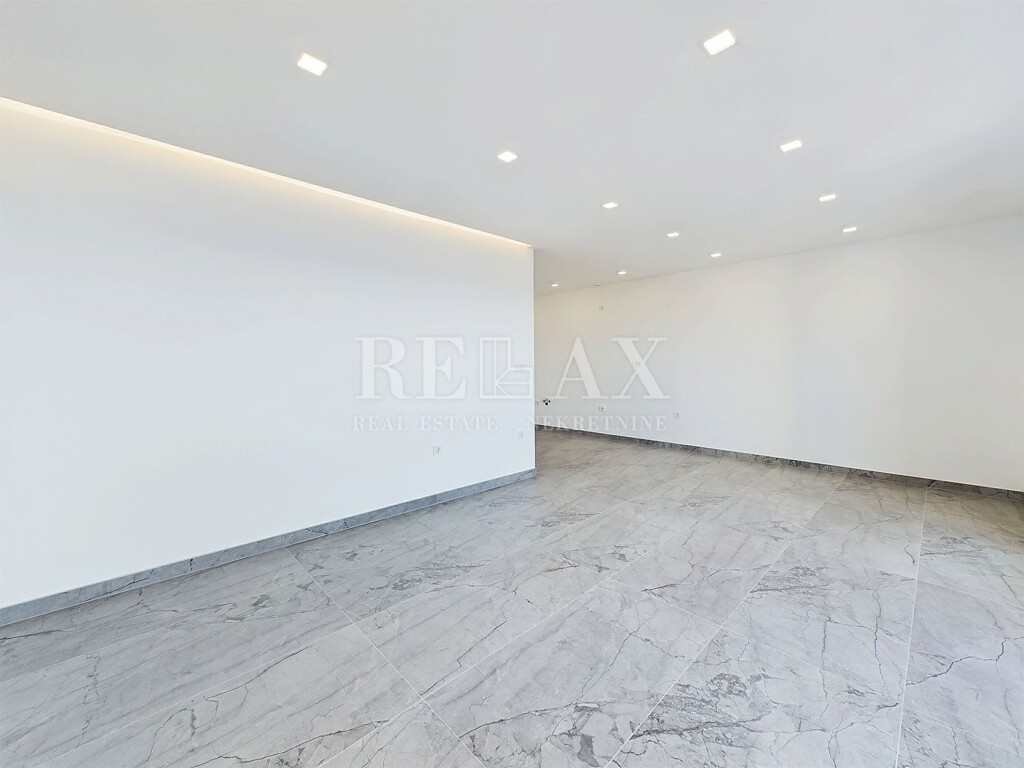 Image 6233200 - 8